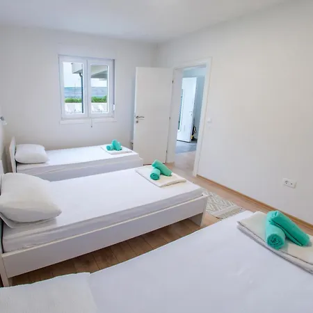 Sun Haven Oasis * Mostar