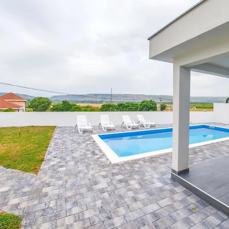 Sun Haven Oasis Mostar