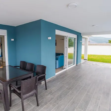 Sun Haven Oasis Holiday home